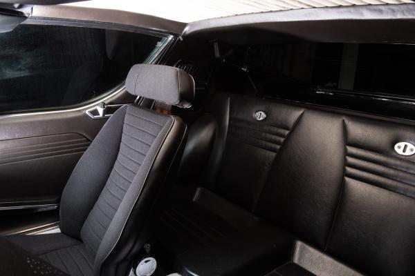 Alfa Romeo Montreal