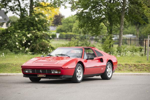 FERRARI 328 GTS